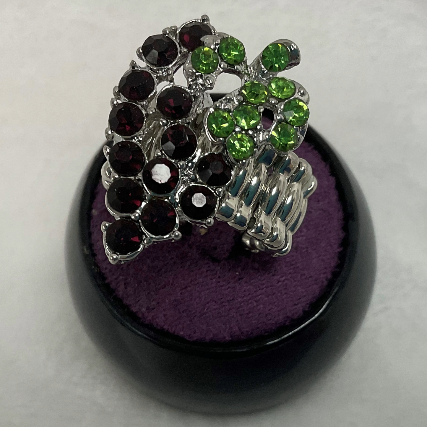 R308-Silver Grape Cluster Stretch Ring