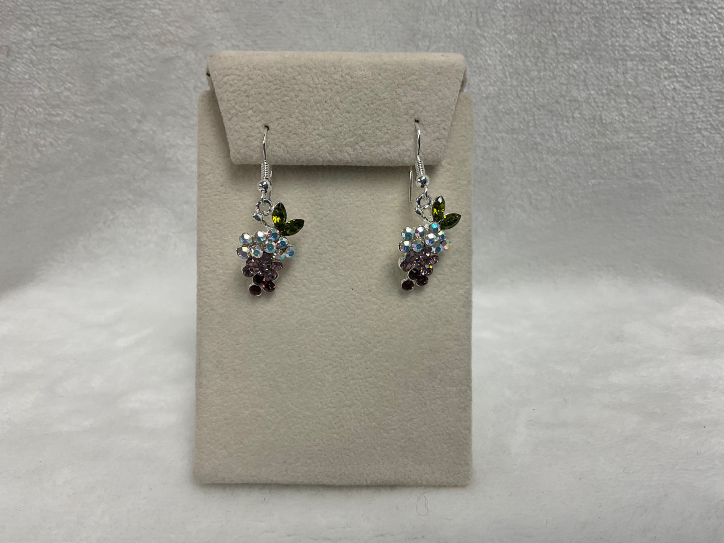 PE3894-Tricolor Grape Cluster Dangle Earring