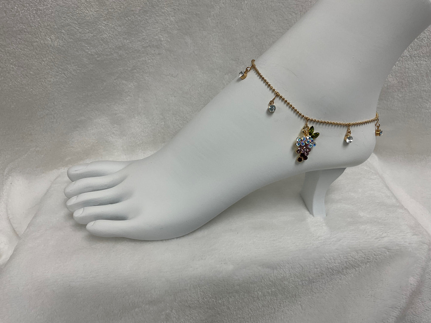 AN32-Grape Cluster Adjustable Anklet