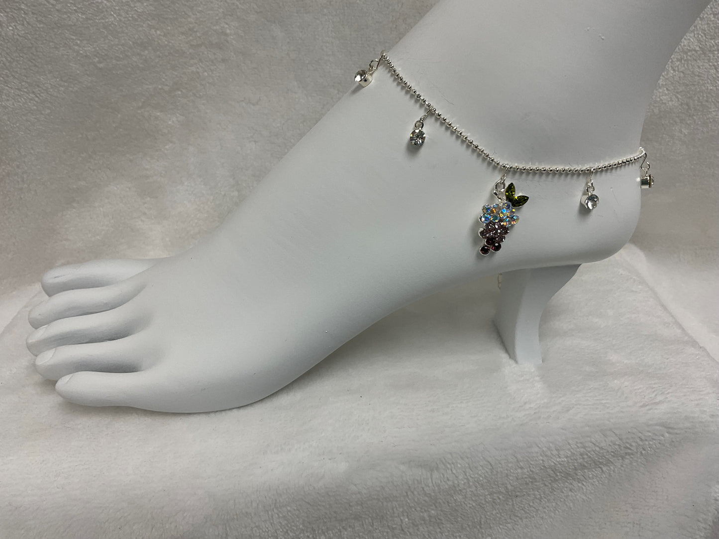 AN32-Grape Cluster Adjustable Anklet