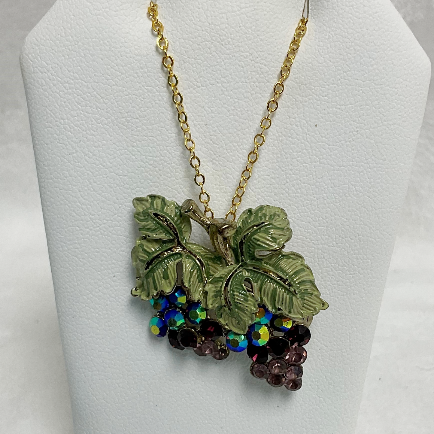 N3155 Double Grape Cluster Pin/Necklace