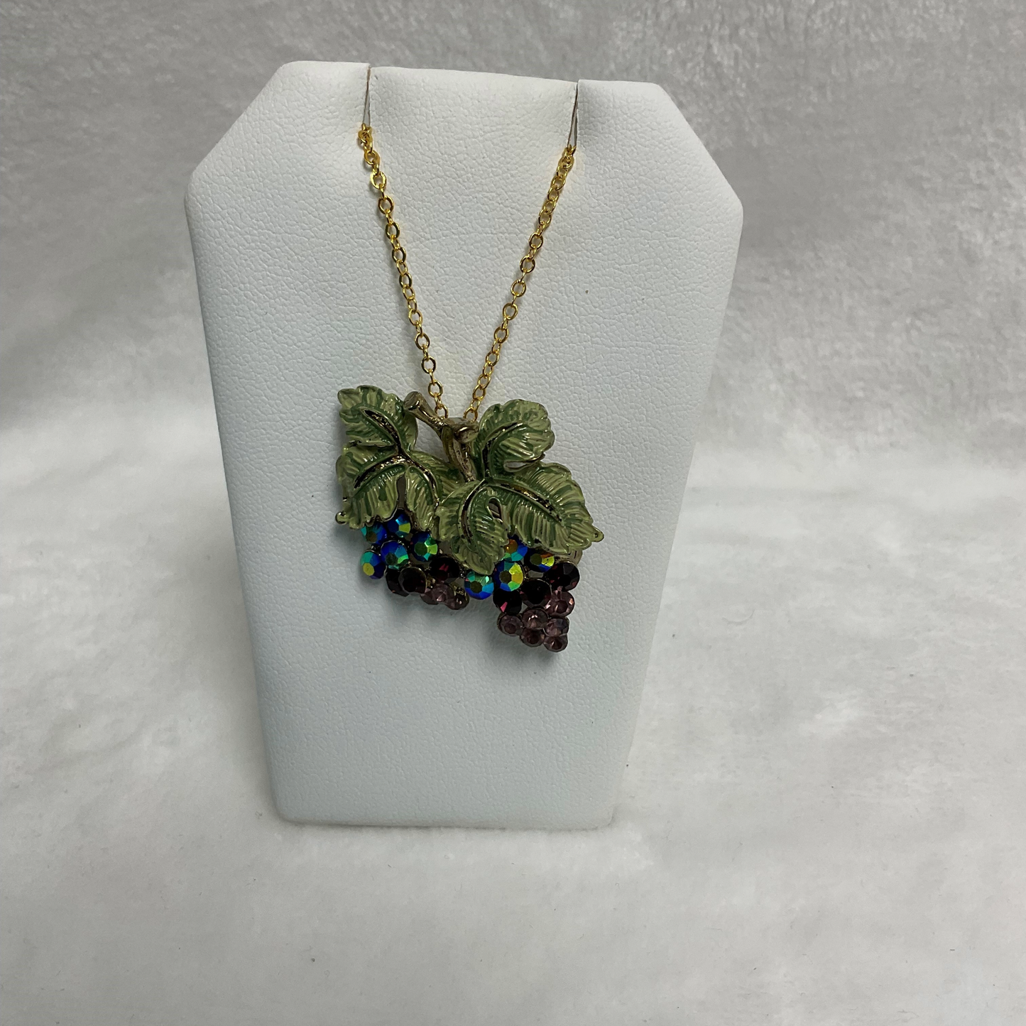 N3155 Double Grape Cluster Pin/Necklace