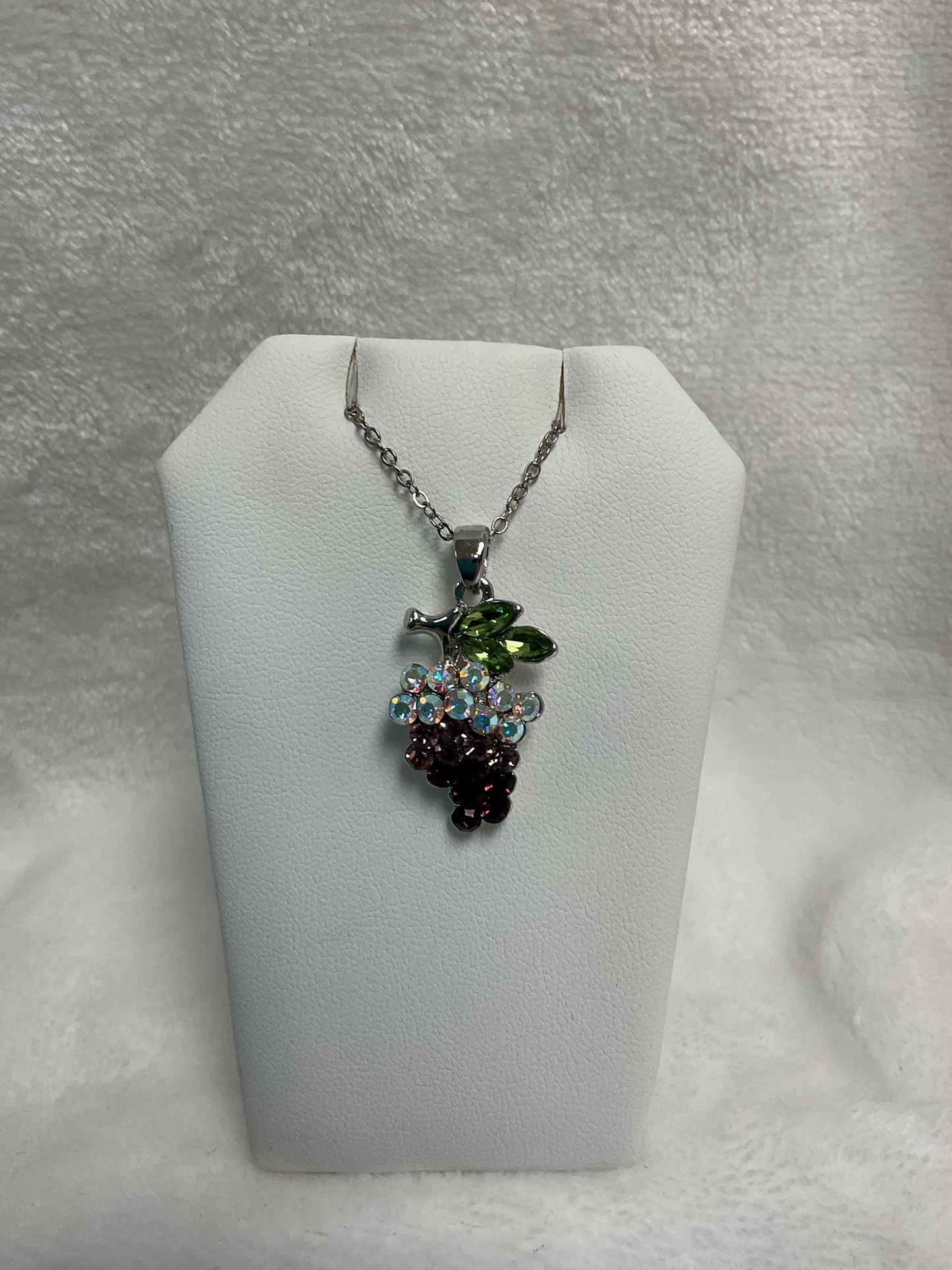 N3042-Grape Cluster Necklace