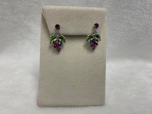 PE5113-Small Grape Cluster Dangle Earrings